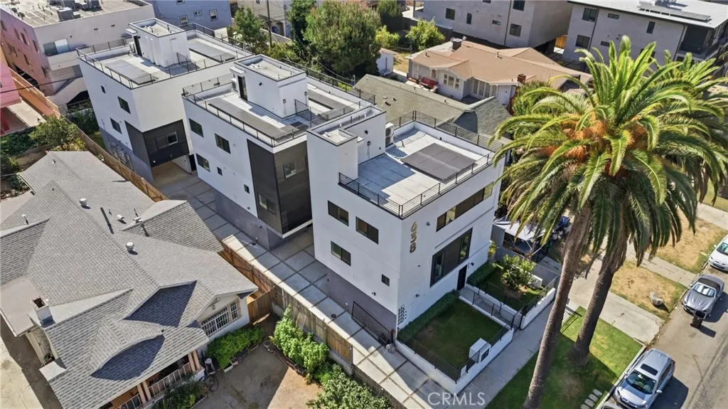 main property photo 26