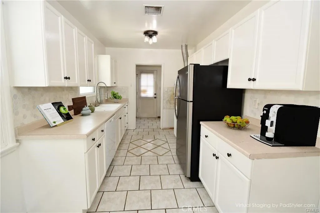 main property photo 59