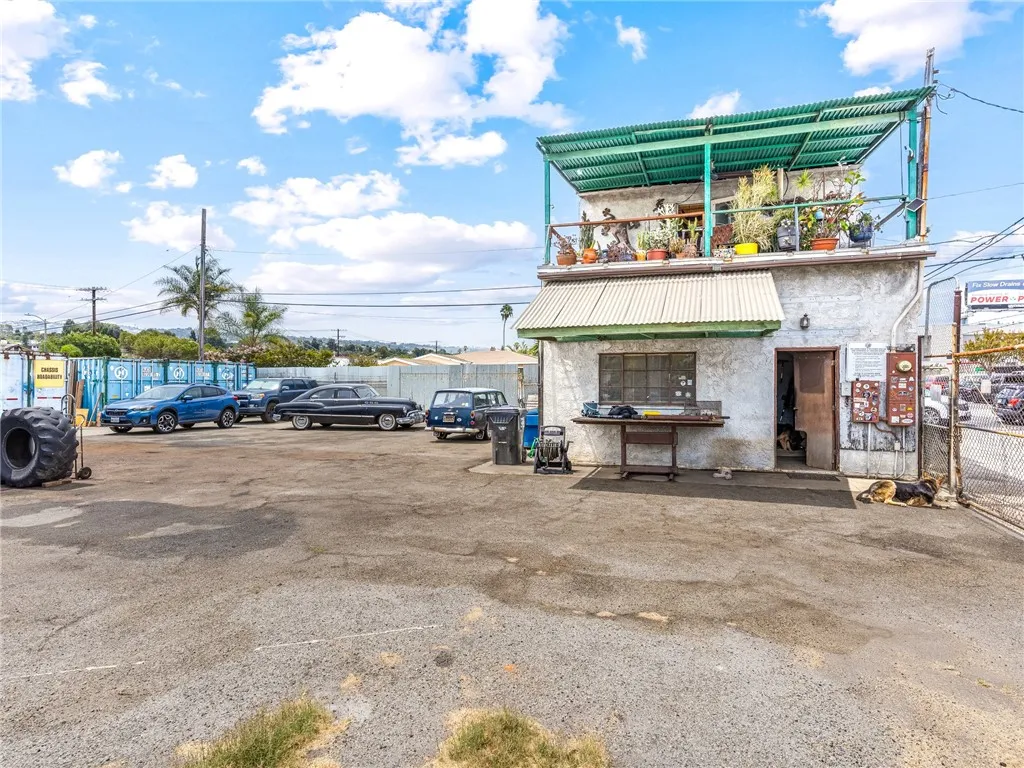 main property photo 21