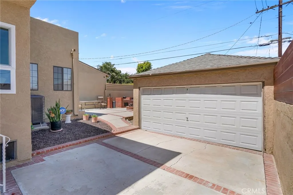 main property photo 63