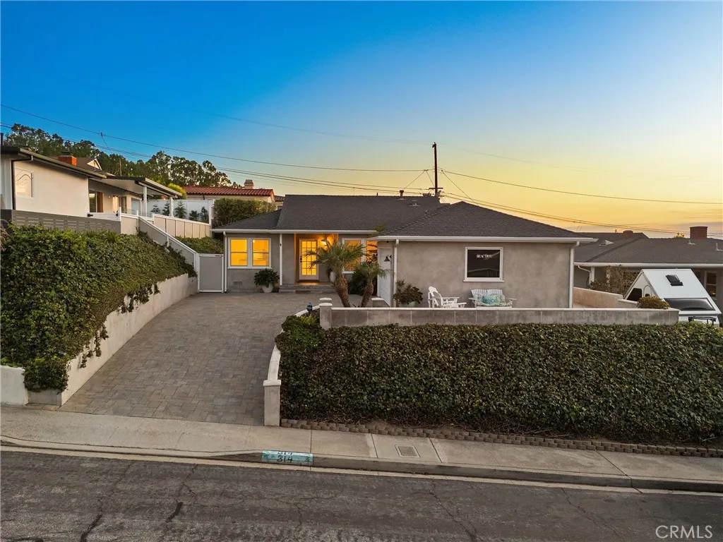 main property photo 50