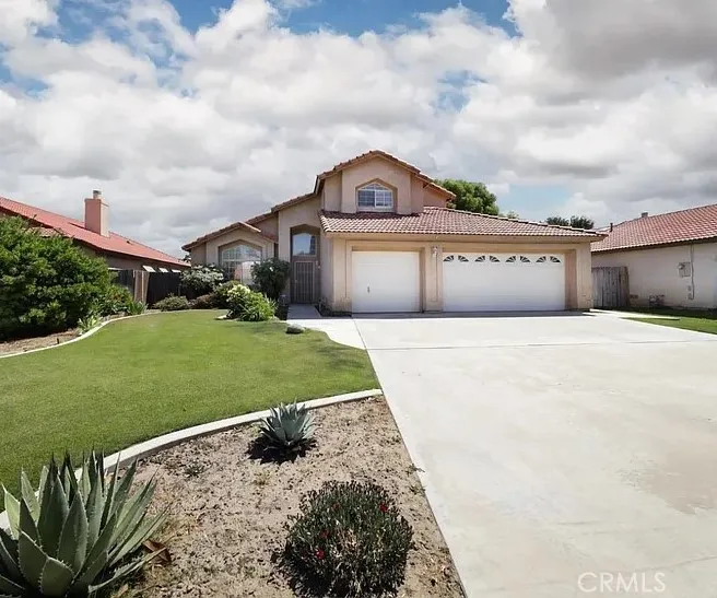 main property photo 45