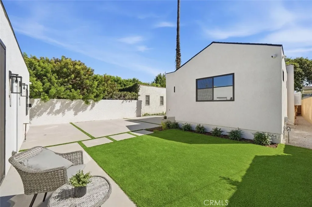 main property photo 59