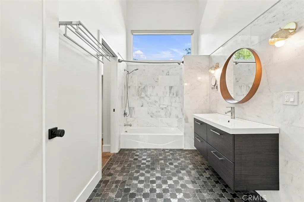 main property photo 64