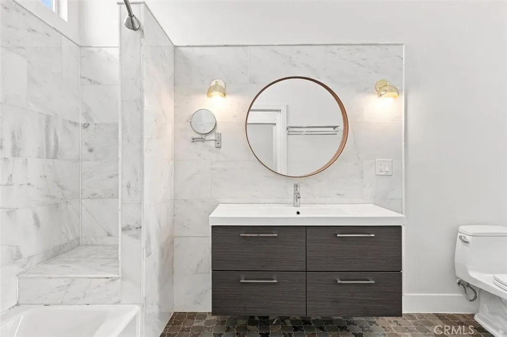 main property photo 66