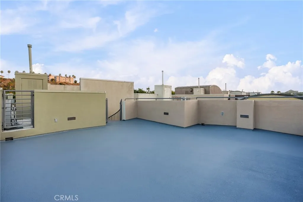 main property photo 66