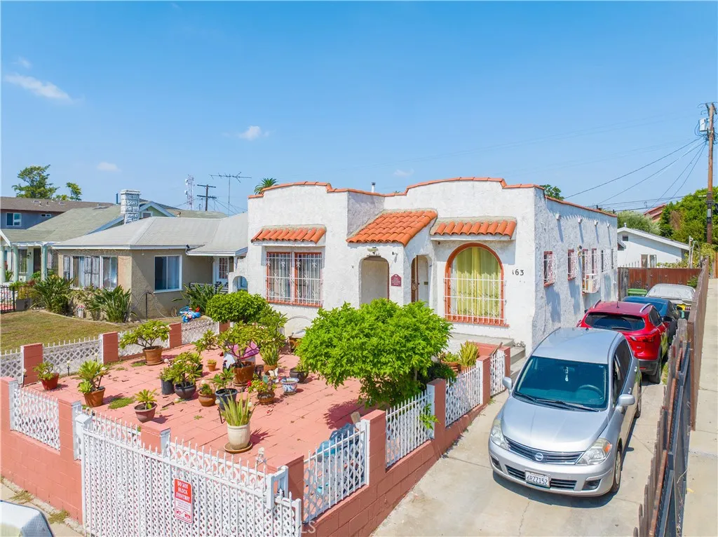 main property photo 0