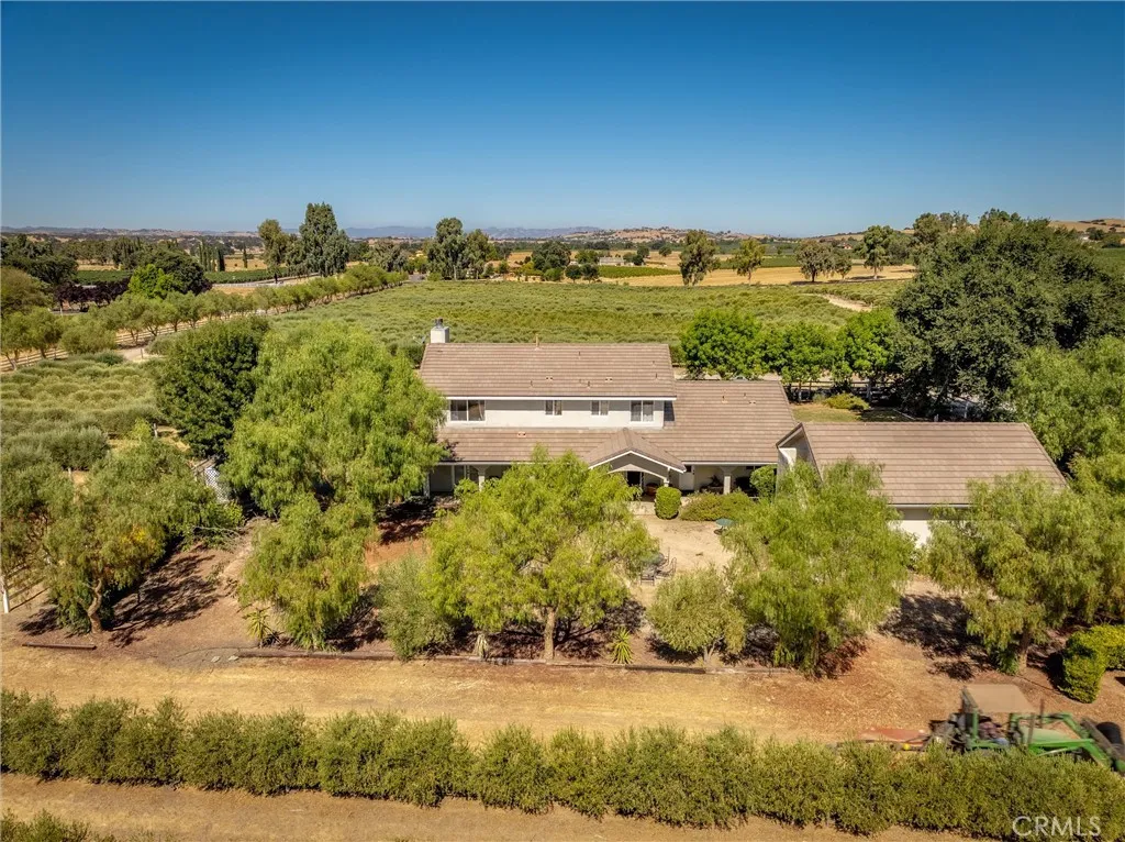 main property photo 50