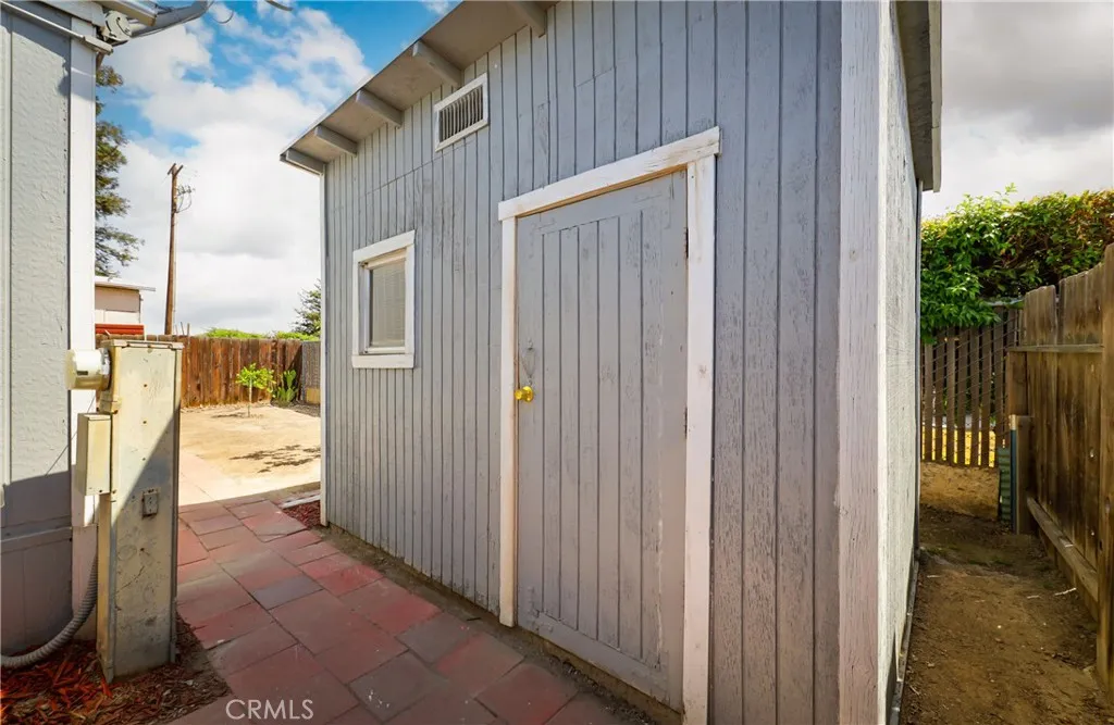 main property photo 27