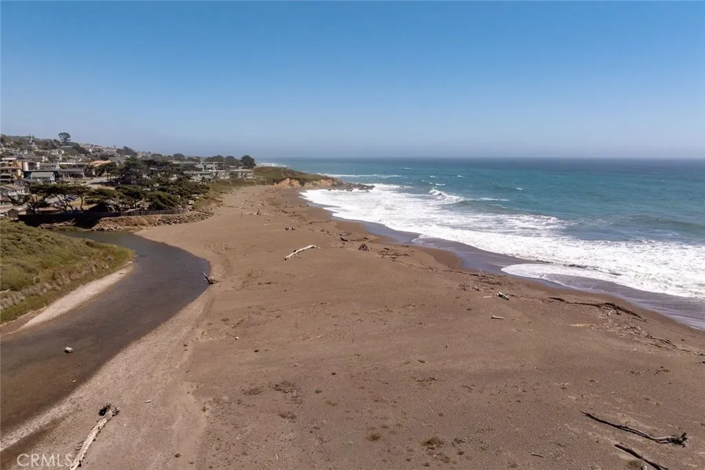 main property photo 51