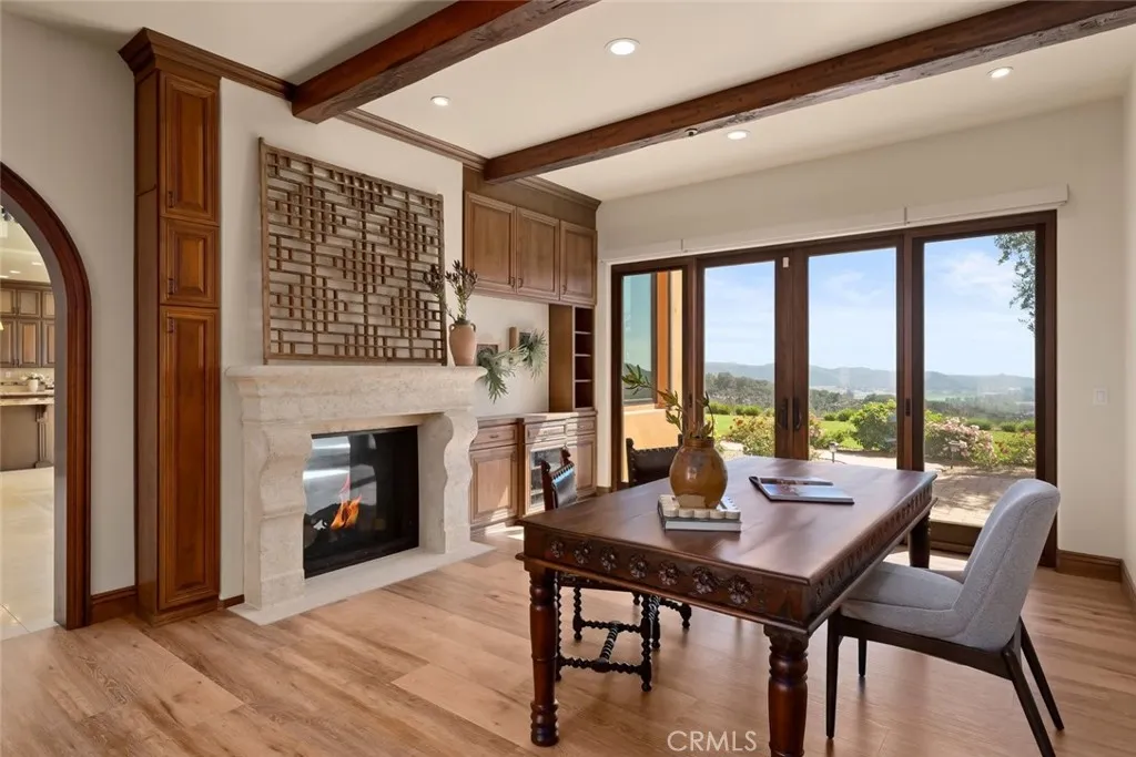 main property photo 34