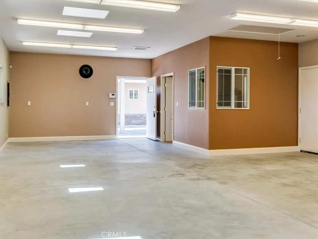 main property photo 59