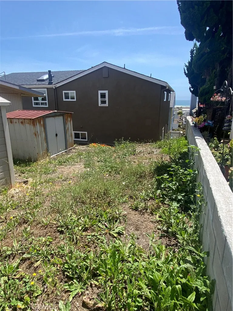 main property photo 24