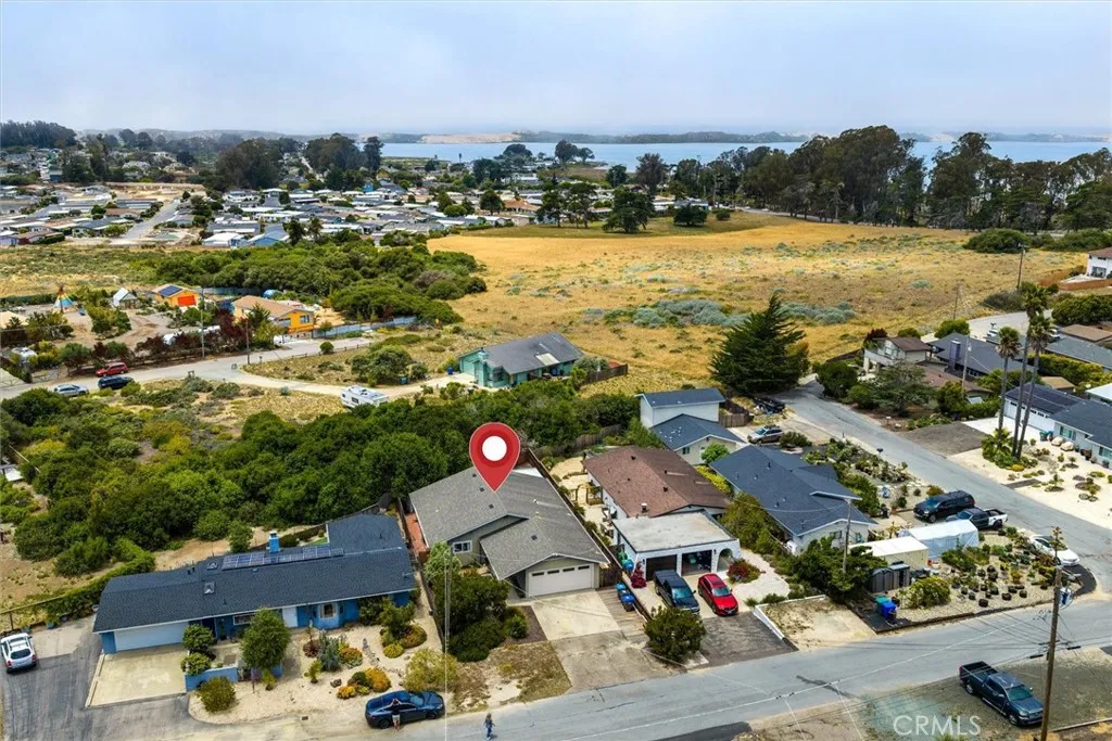main property photo 38