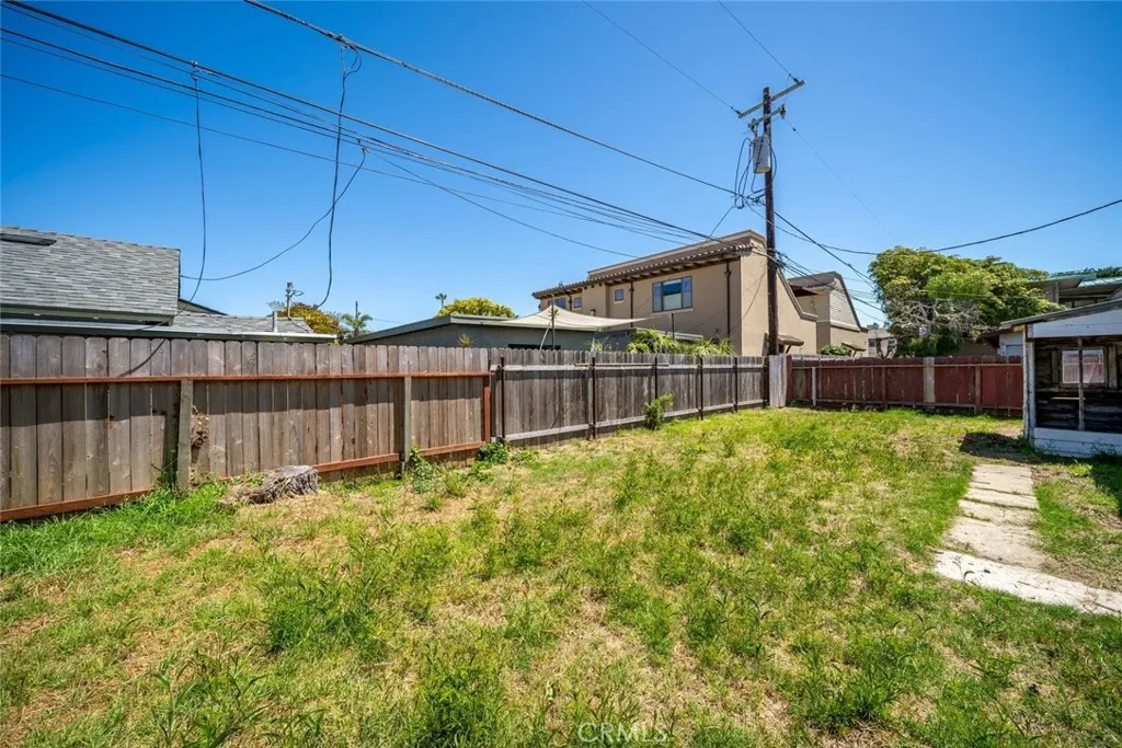 main property photo 41