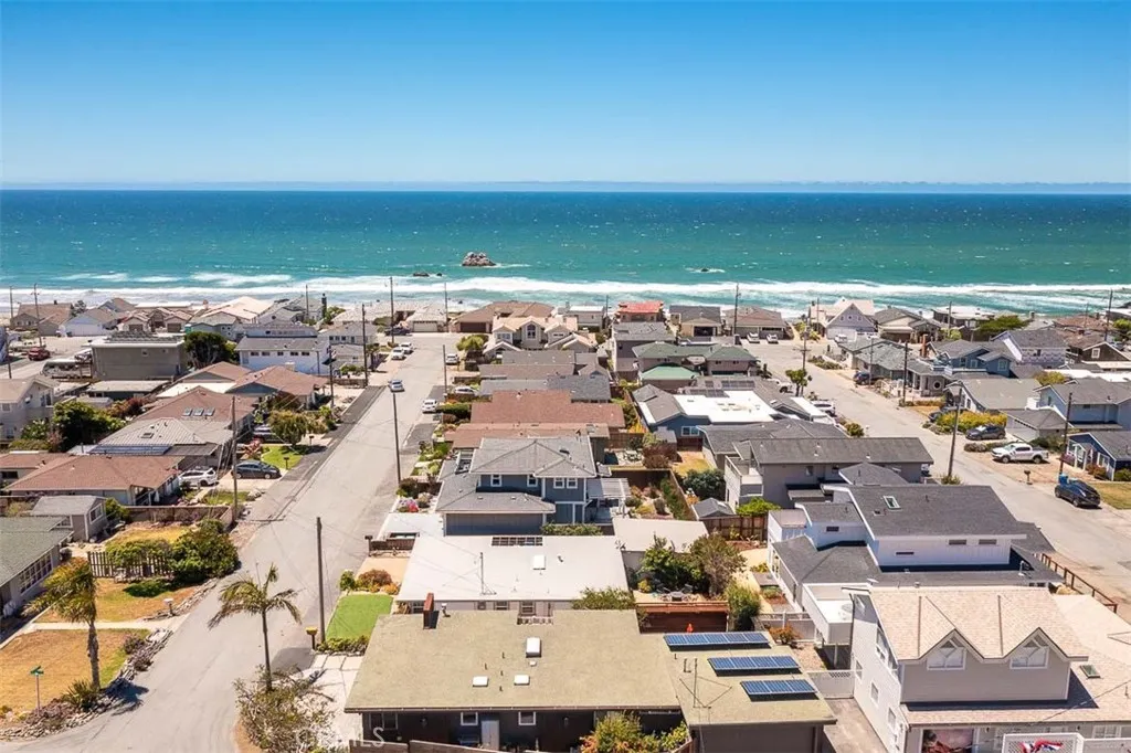 main property photo 50