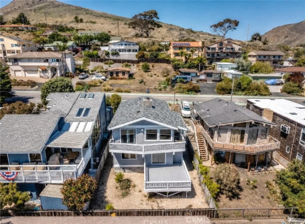 main property photo 10