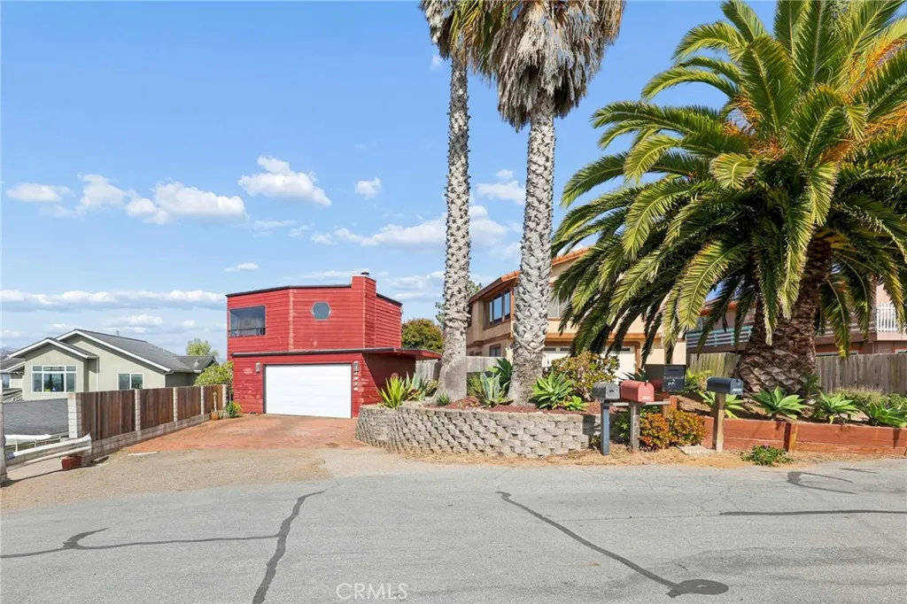 main property photo 3
