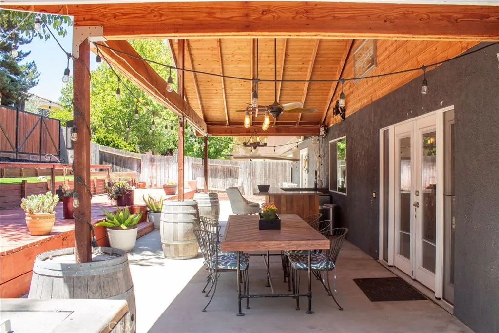 main property photo 50