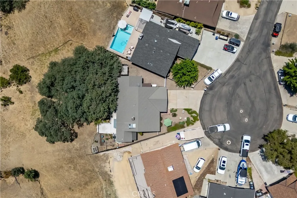 main property photo 53