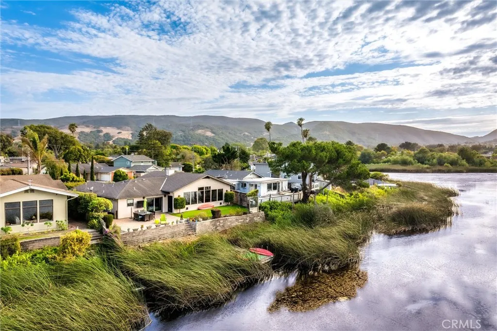 main property photo 44
