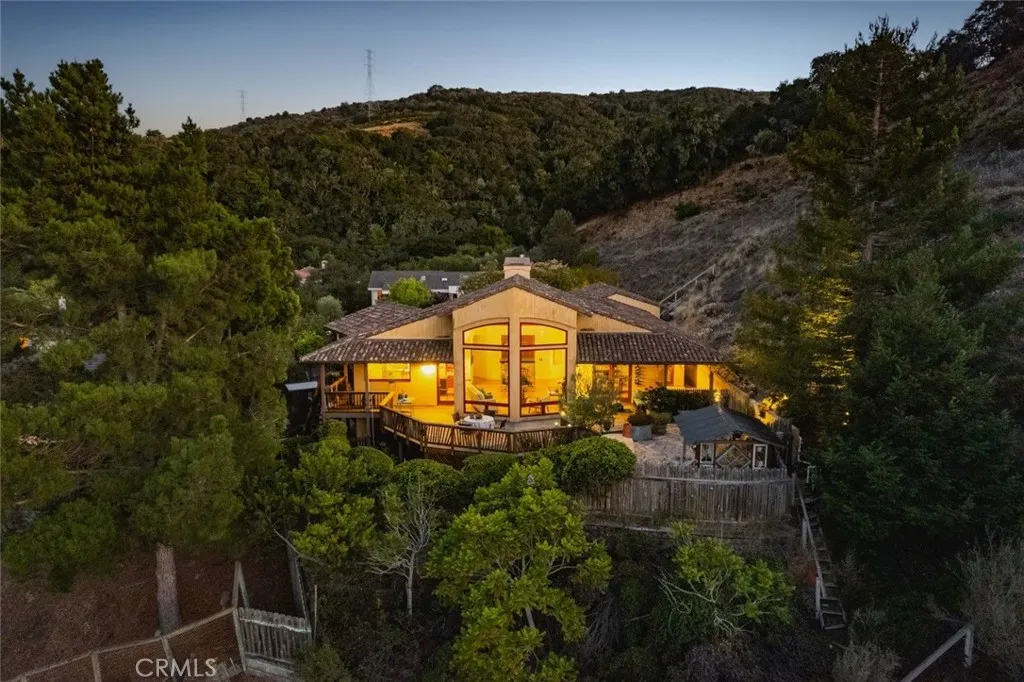 main property photo 51