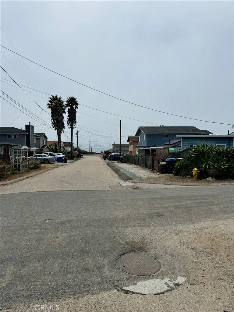 main property photo 17