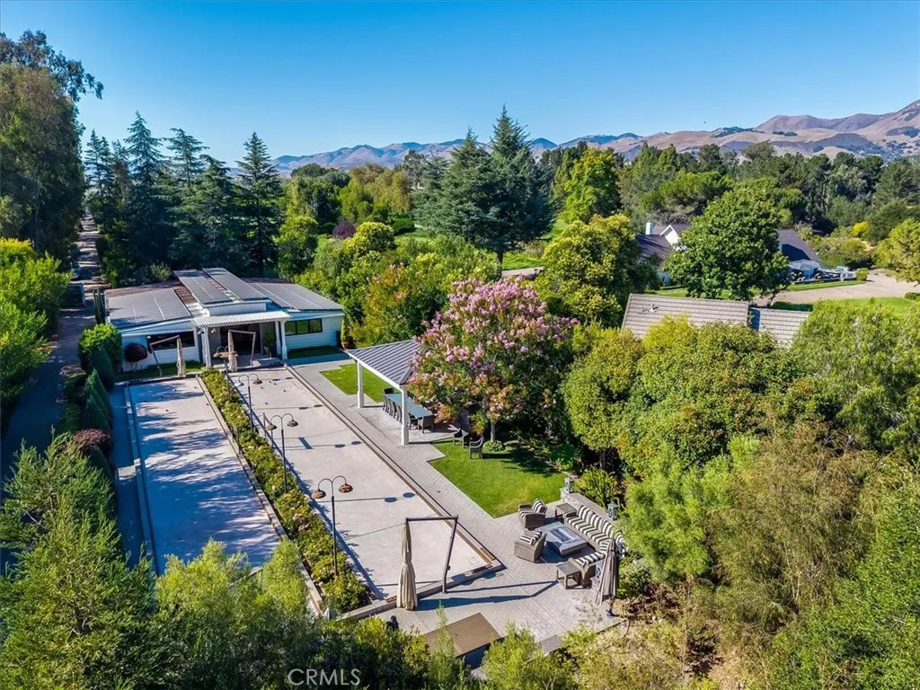main property photo 50