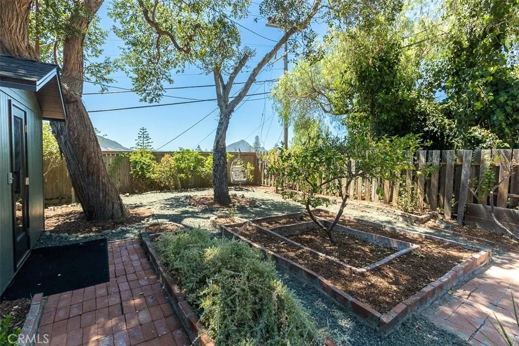 main property photo 45