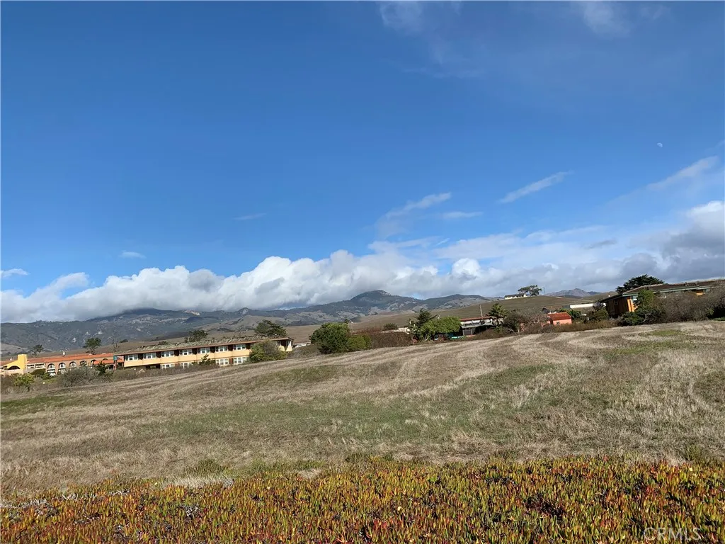 main property photo 37