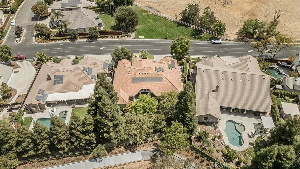main property photo 68
