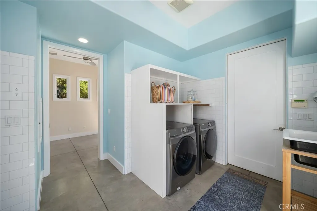 main property photo 68