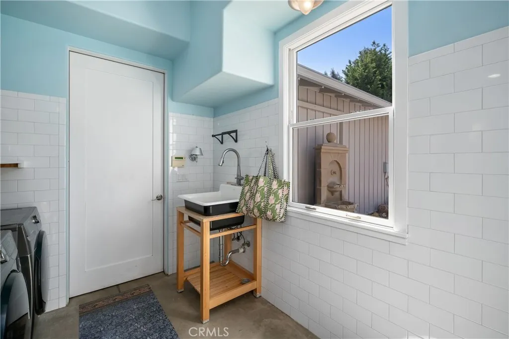 main property photo 69