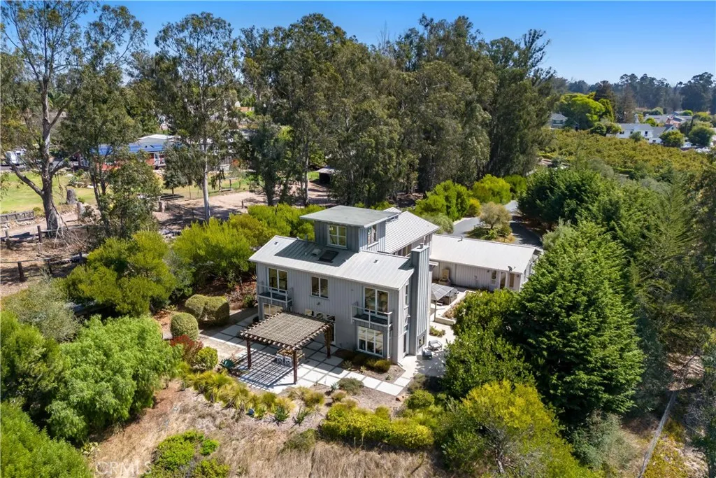 main property photo 73