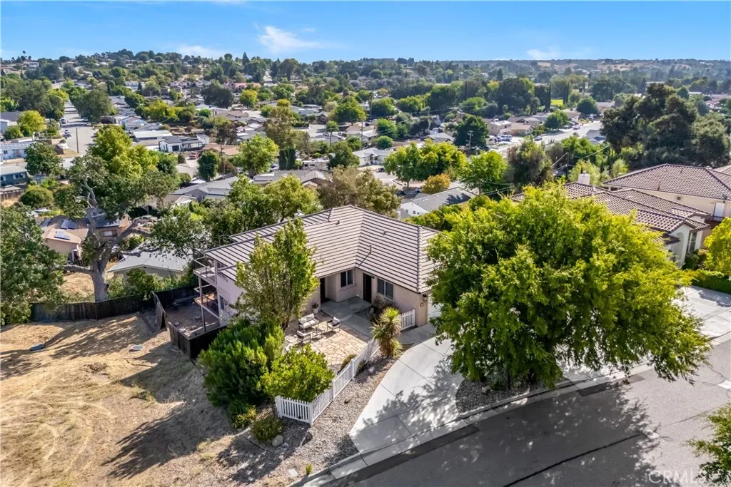 main property photo 67