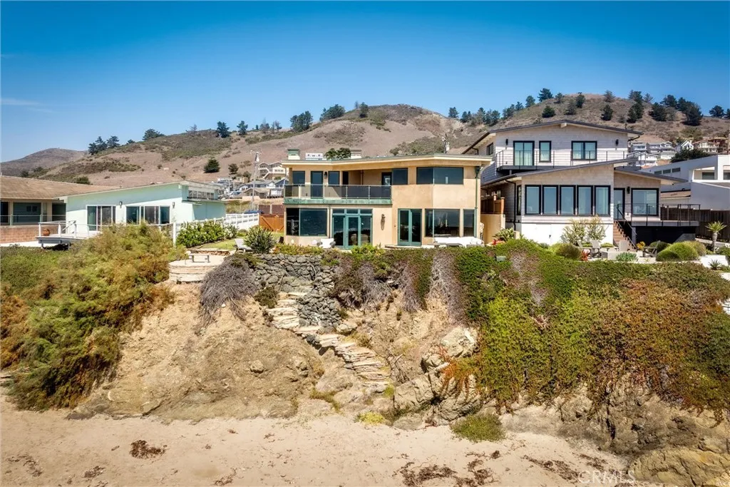 main property photo 54