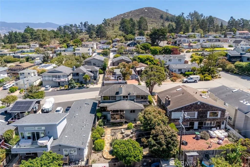 main property photo 50