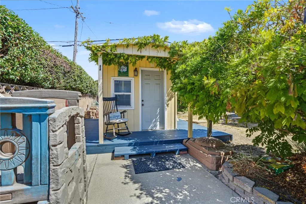 main property photo 38