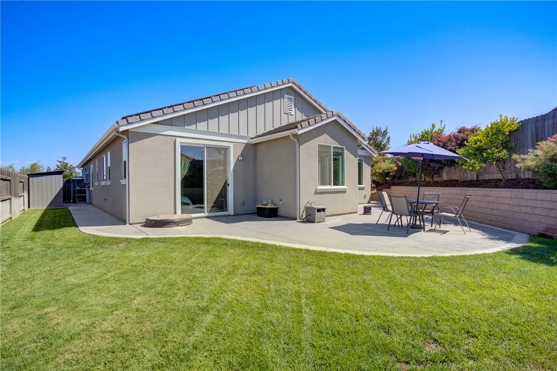 main property photo 33