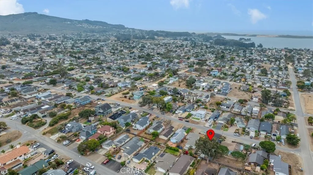 main property photo 32