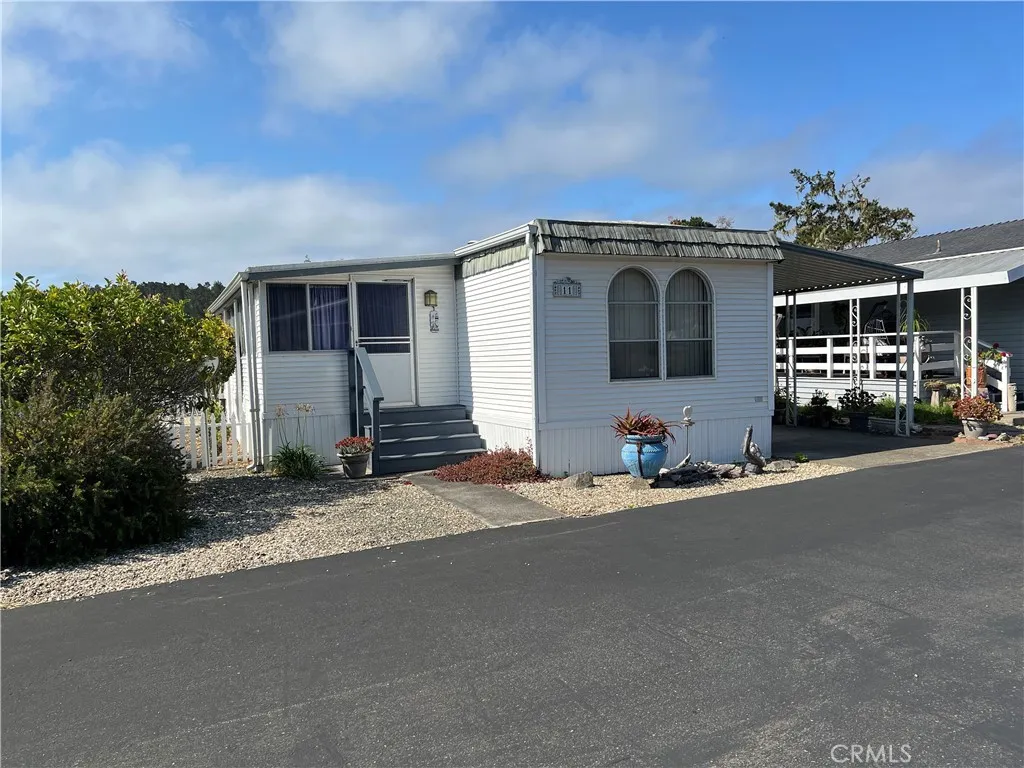 main property photo 65