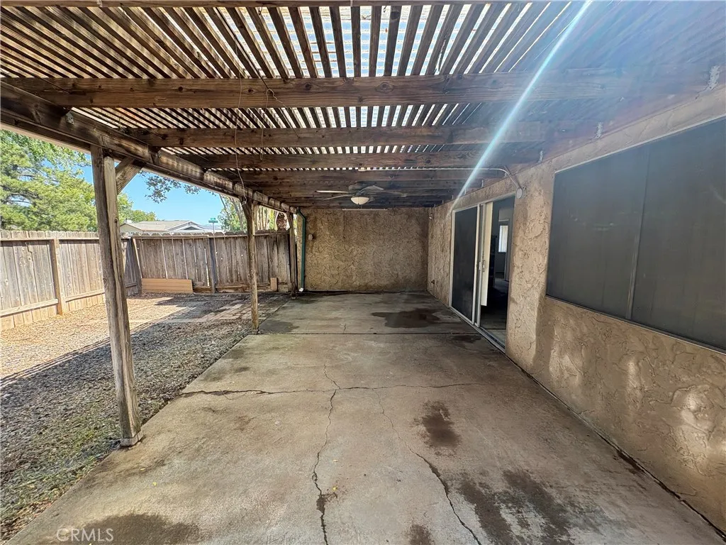 main property photo 25