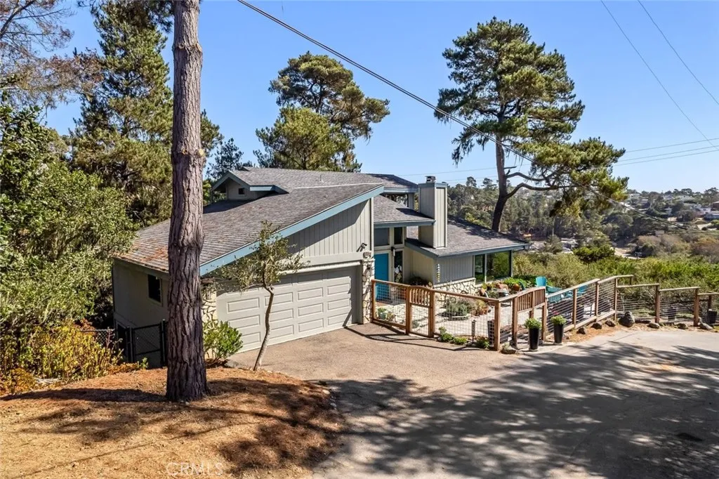 main property photo 50