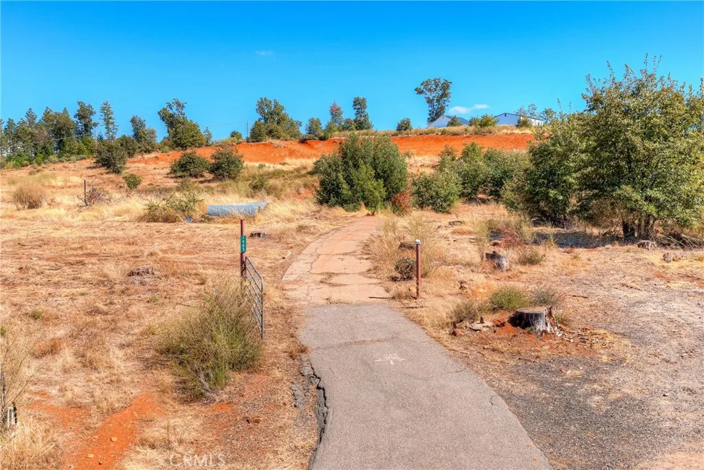 main property photo 10