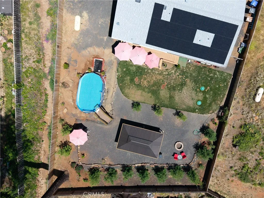 main property photo 40
