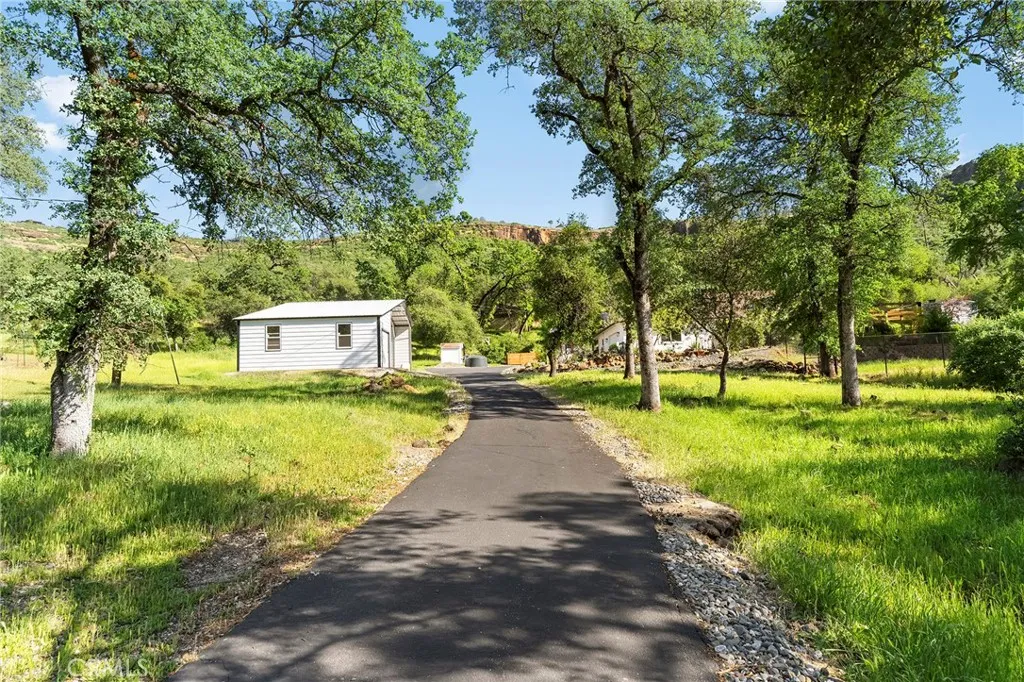 main property photo 45