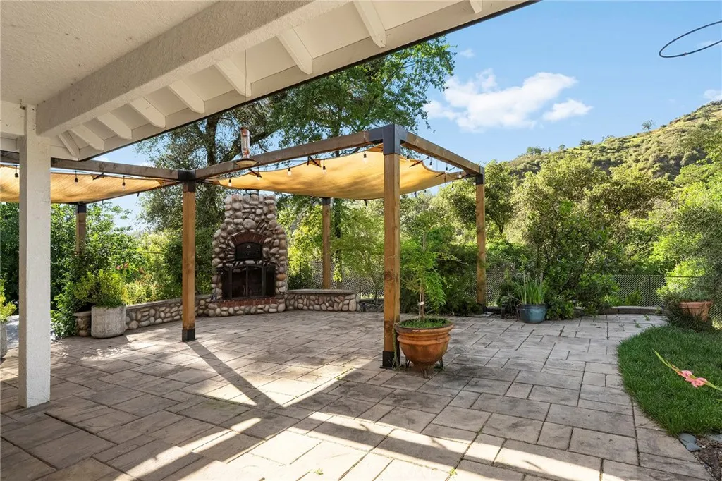 main property photo 54