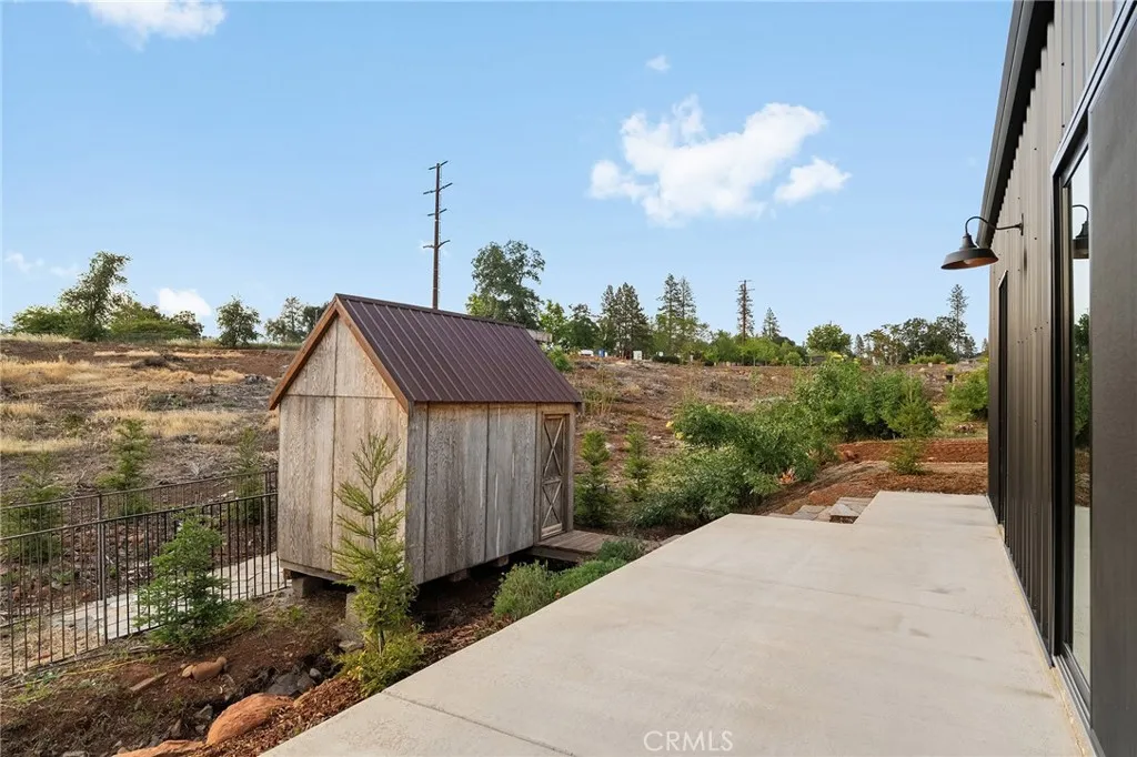 main property photo 43