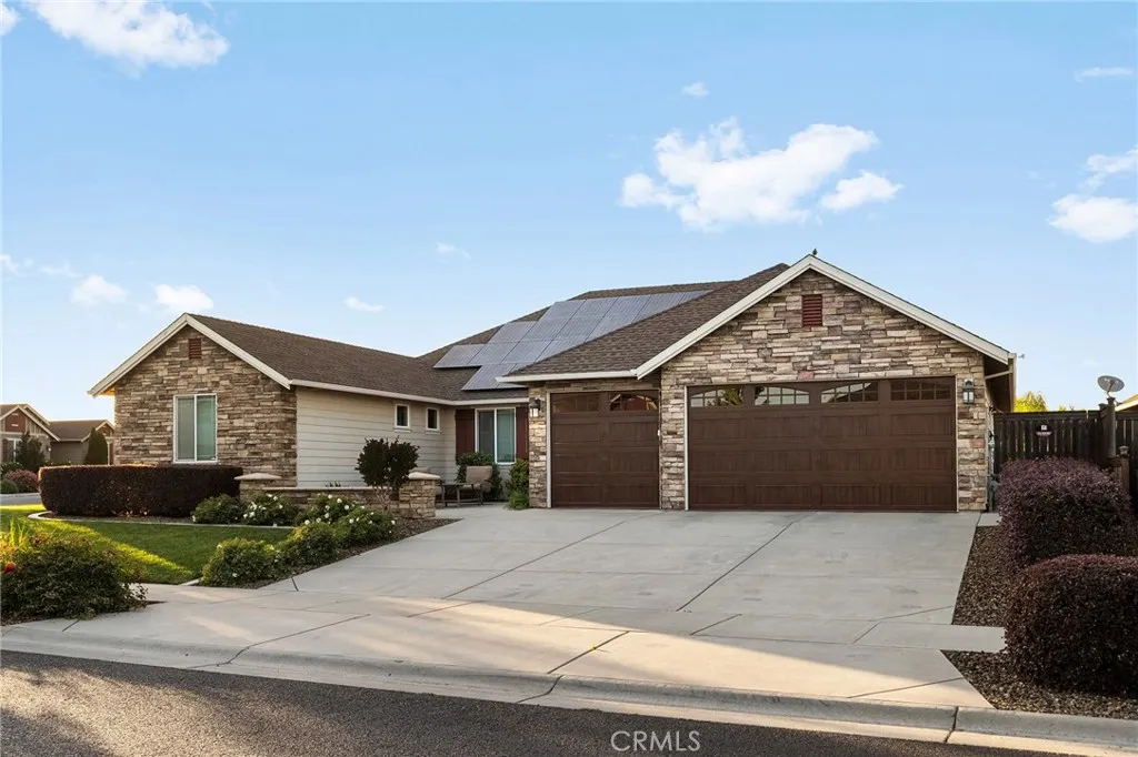 main property photo 70