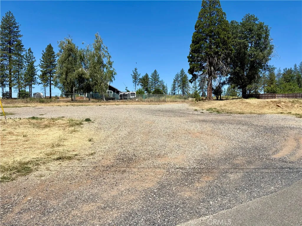main property photo 8